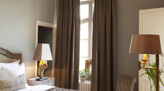 Bedroom in a modern classic style, photo