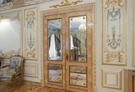 An interesting feature was presented by the mirrored doors to the baroque bedroom Baroque mirrored bedroom doors