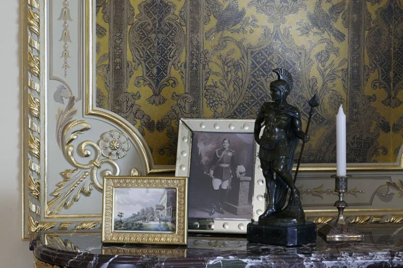 Декорирование мебели и интерьера в стиле ампир