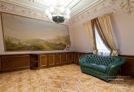 Иллюзорная роспись стен кабинета в частном доме