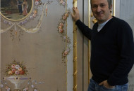 Finishing the door leaf with gilding