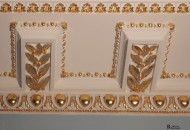 Крупный фрагмент позолоченных модульонов Золочение сусалью модульонов из лепнины