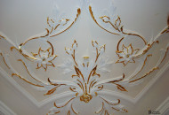 Пробликовка врезного угла Золочение сусалью потолочного элемента