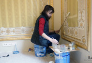 Нанесение защитного лака на позолоту Нанесение лака на готовую позолоту лепнины