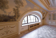 Роспись вокруг окна