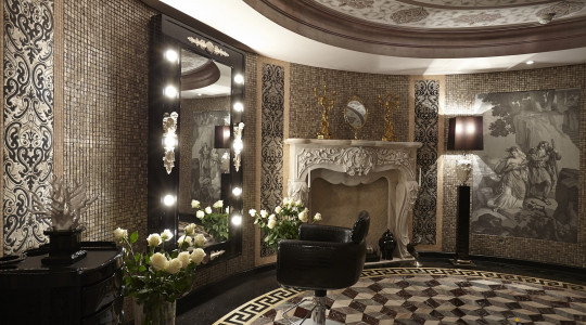 Mosaic and fresco in the interior of the dressing room