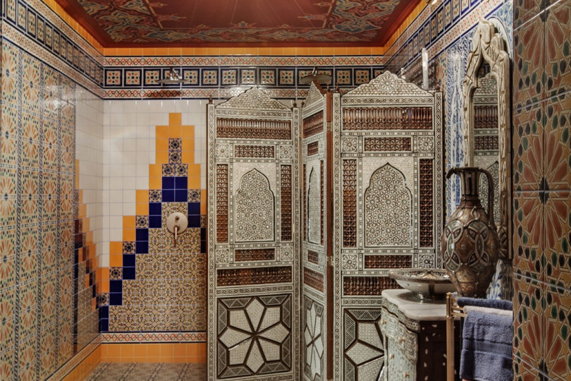 Hammam recreation area interior with ceiling painting