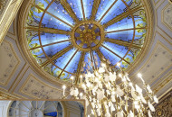 The creation of a stained glass ceiling in the living room of a country residence made it possible to organize unusual colored lighting of a fashionable staircase Alfrey painting of the hall ceiling