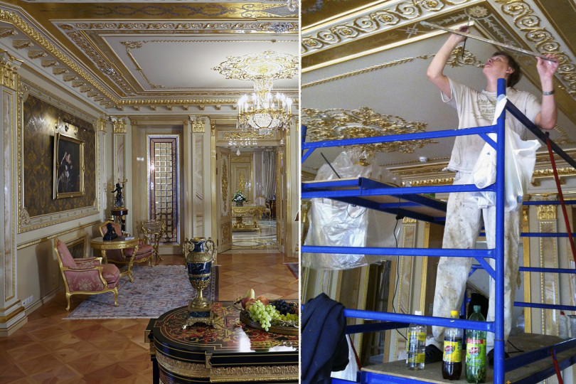 Художник производит тонкую роспись потолка покрытого позолотой и готовый проект гостиной в классическом стиле Роспись потолка по золоту