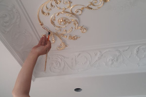 Роспись лепнины