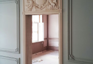 Correct installation of stucco molding after restoration returned the room to its previous appearance installation of stucco after restoration