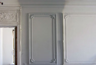 Restoration of an element of classic stucco molding returned attractiveness and sophistication reconstruction of a house with stucco