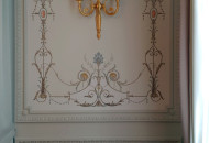 Роспись стены в спальне с абстрактным рисунком Роспись стен в спальне